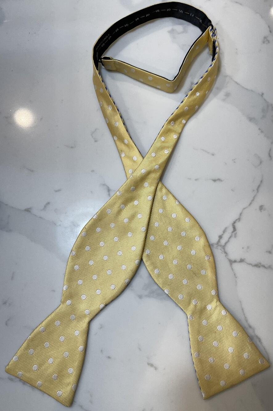 Saddlebred Bow Tie One Size Yellow 100% Silk Reversible Polka Dot Stripe Formal